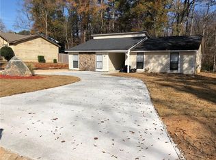 8520 Cedar Creek Rdg, Riverdale, GA 30274