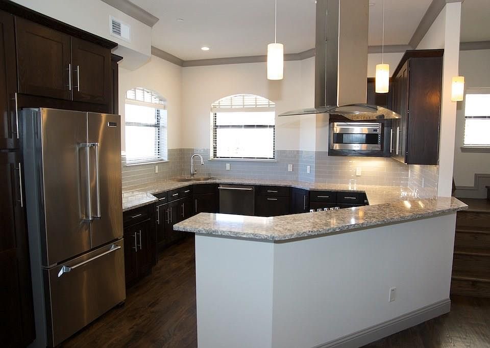 1st image of 3126 Ross Ave Unit 7
