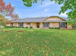 1907 Carriage Estates Rd, Sherman, TX 75092