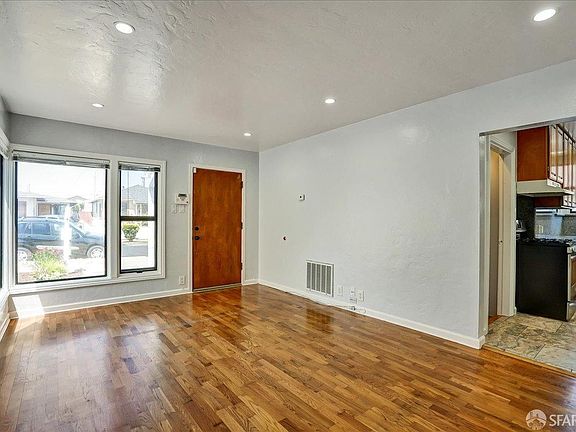 5th image of 23 Pacific Ave