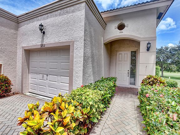 3rd image of 8026 Aberdeen Dr Unit 202