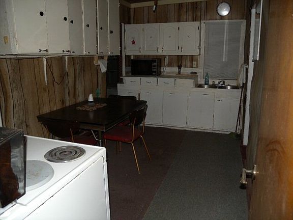 5th image of 44 Stacey Way
