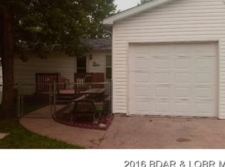 267 Riley Ridge Rd, Linn Creek, MO 65052