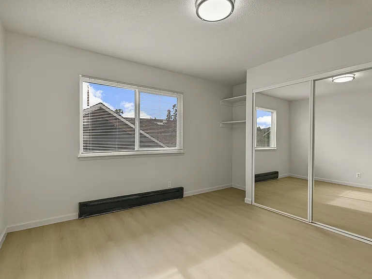 2610 Regent St. — Photo 4