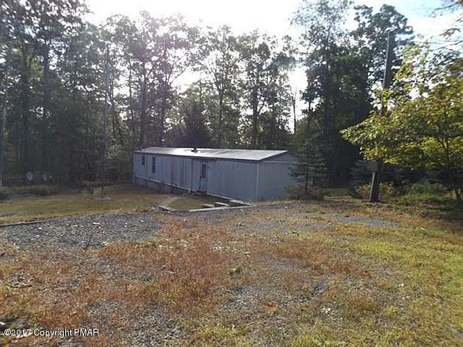 196 Moonlight Dr photo 1