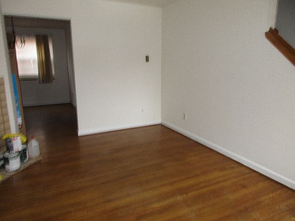 2nd image of 1795 Northwest Ct #B