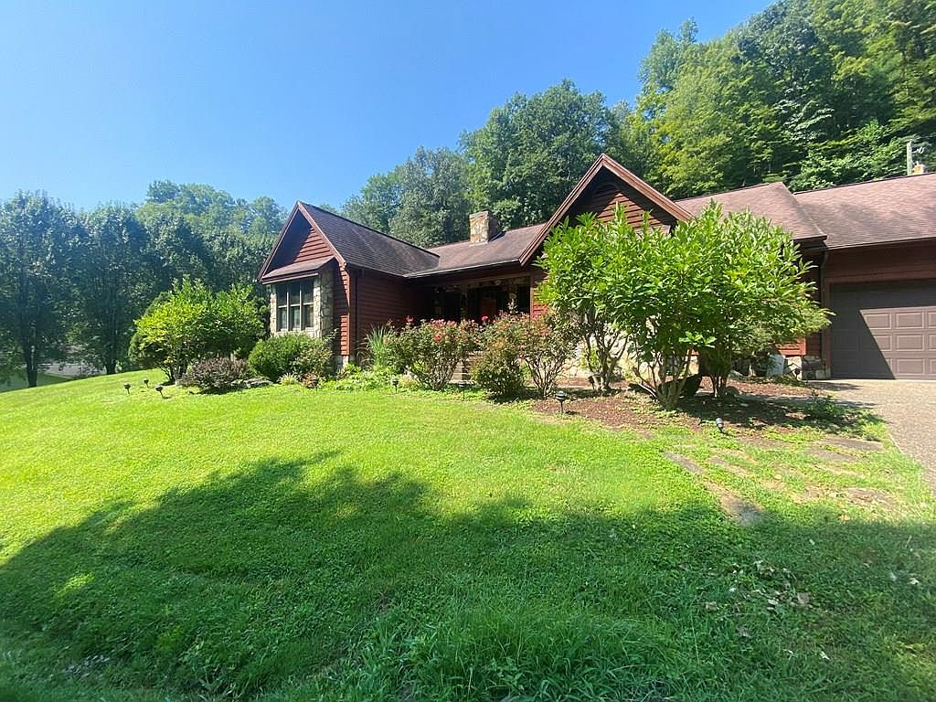 171 Meade Hts, Pikeville, KY 41501 MLS 123504 Zillow