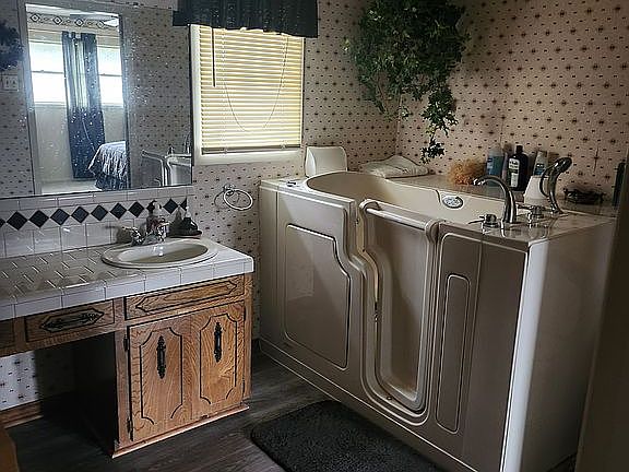 3rd image of 703 Tranquillo Dr