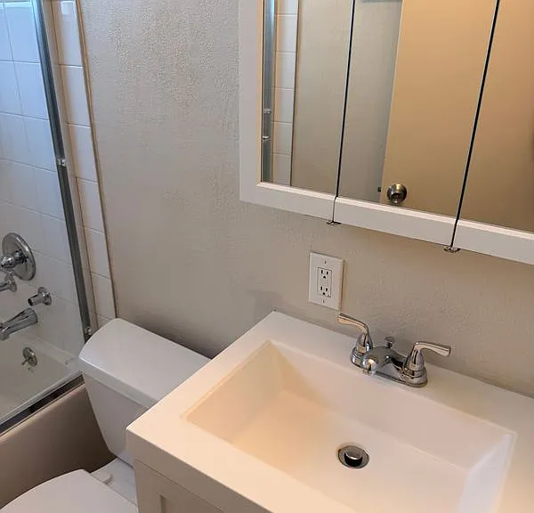 1405 Oak Grove Ave #107 — Photo 8