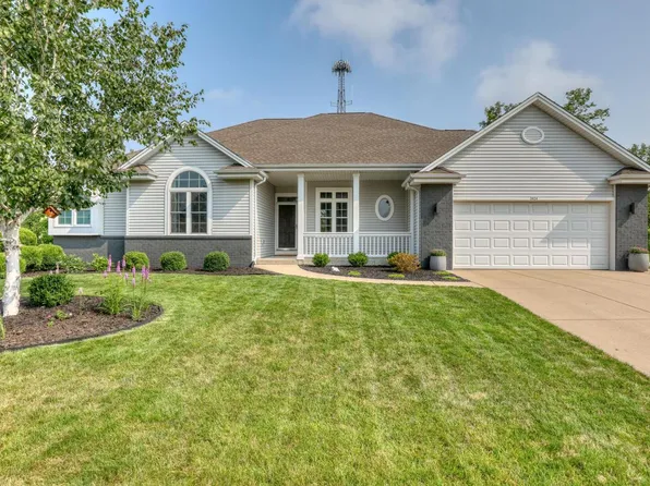 2024 Ottawa LANE, Grafton, WI 53024