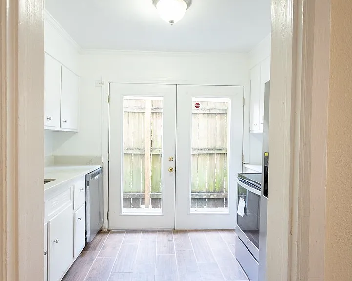 47 Laurens Street — Photo 8