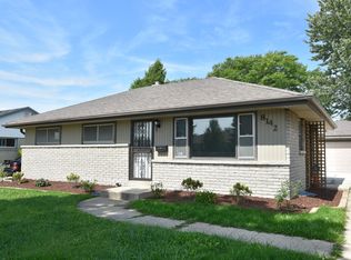 8142 W Brentwood Ave, Milwaukee, WI 53223