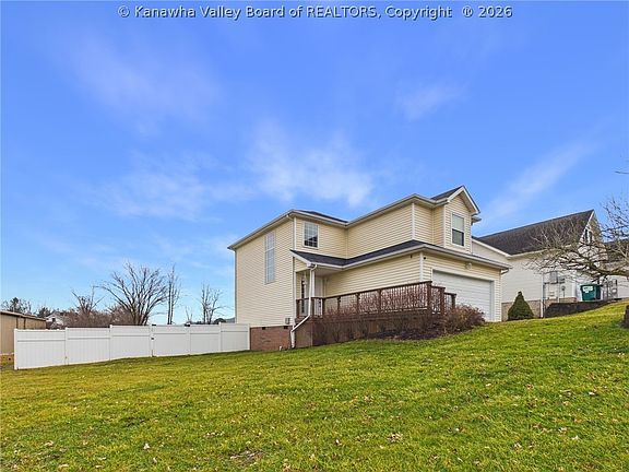 2nd image of 24 Long St