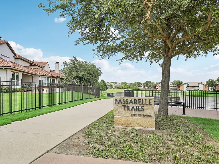 7228 Ridgepoint Dr — Photo 26