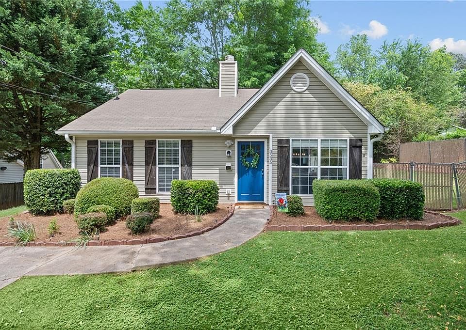 1st image of 3535 Auburn Dr