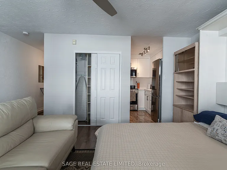 1901 Bayview Ave E #205 — Photo 11