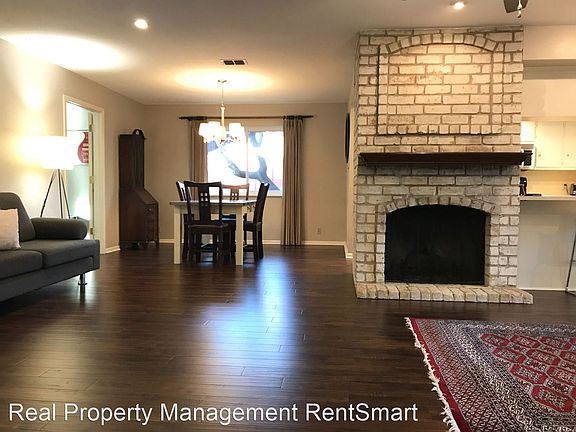 4th image of 11819 Highland Oaks Trl