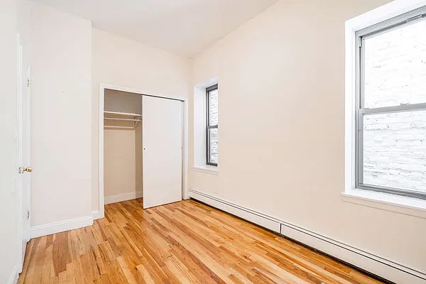 Rented by Compass | media 33