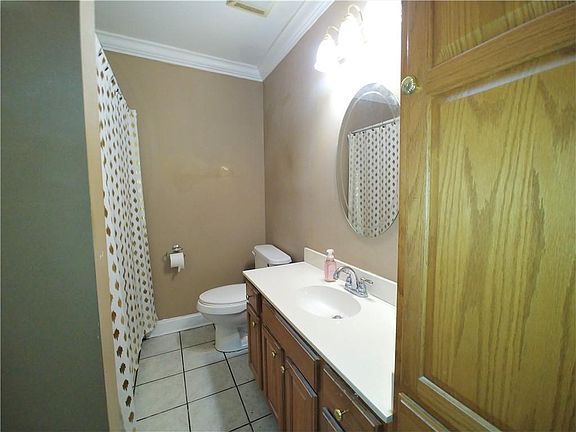 5th image of 2117 Corinne Dr