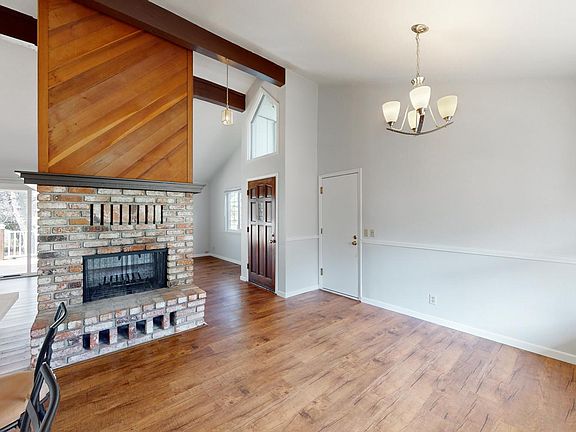 Double-sided Fireplace