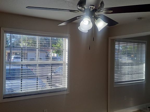 3rd image of 255 NW 44th Ave #2
