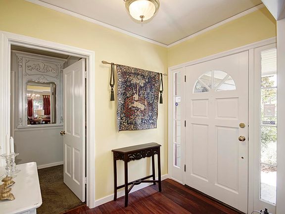 5th image of 3491 Barberry Ln