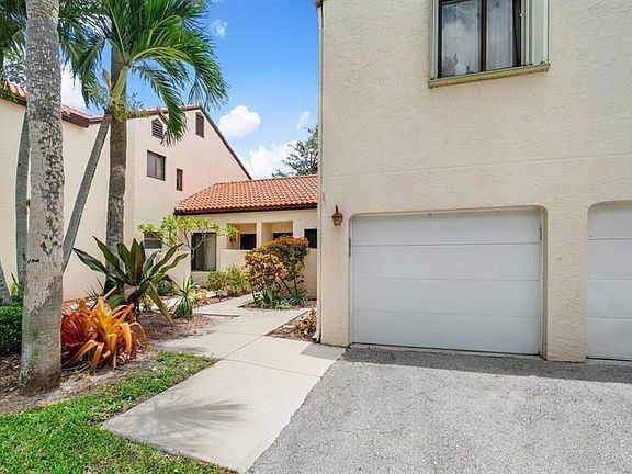 2nd image of 17 Via De Casas Sur APT 103