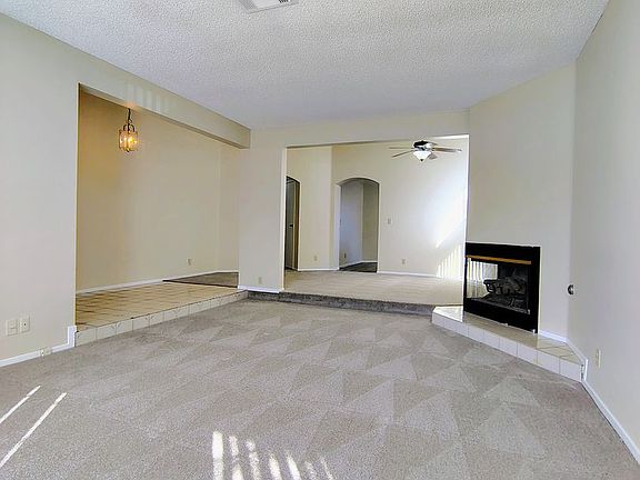 3rd image of 3212 Antilles Ct