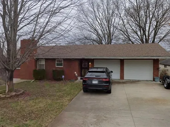 3232 N Forest Ave, Kansas City, MO 64116