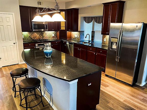 3rd image of 9958 Teal Hollow Dr