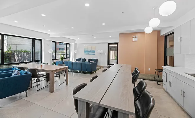 Rented by REAL New York | media 79