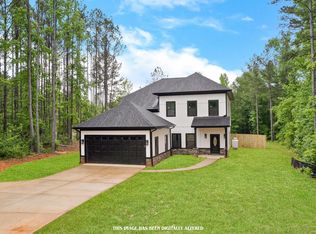 7434 Petersburg Rd, Fairburn, GA 30213