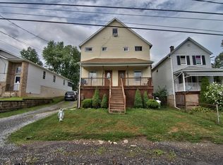 322-324 Charles St, Scranton, PA 18508