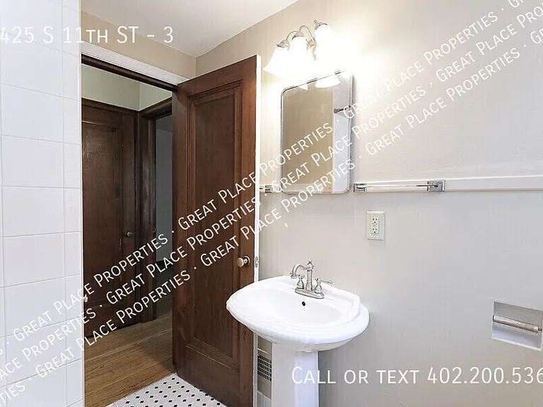 1425 S 11th St #3 — Photo 8