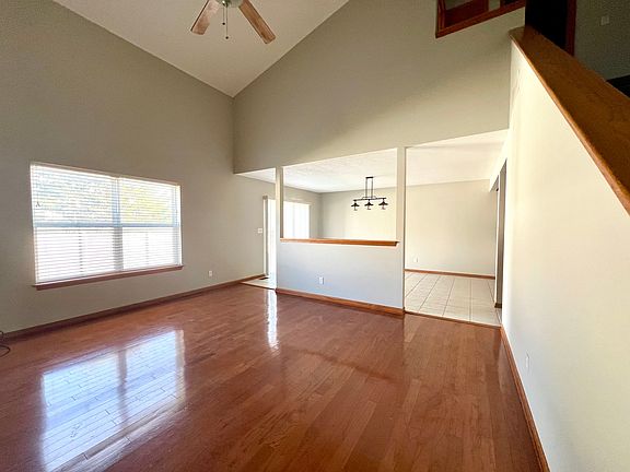 4th image of 1172 Rose Dr
