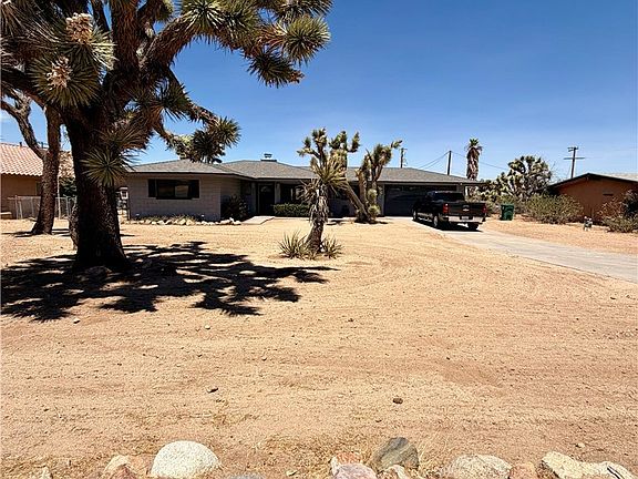 2nd image of 58282 Pueblo Trl