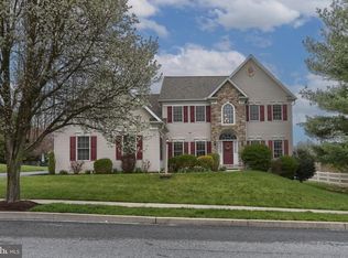 1265 Stone Creek Dr, Hummelstown, PA