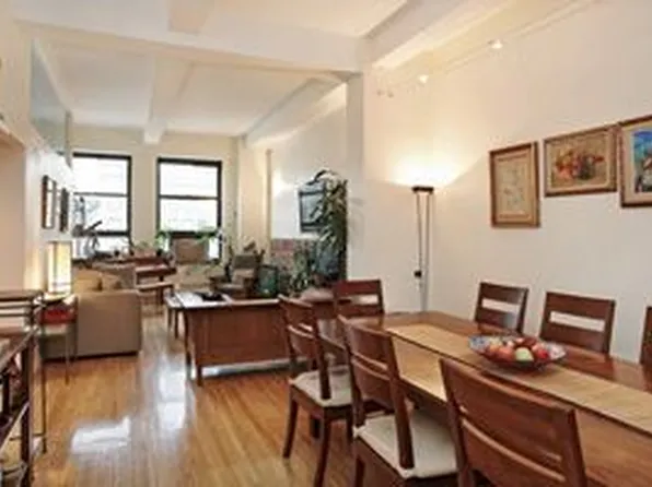148 West 23rd Street image 1 of 6