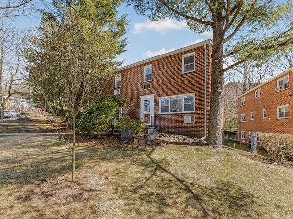 107 Charter Circle #107, Ossining, NY 10562