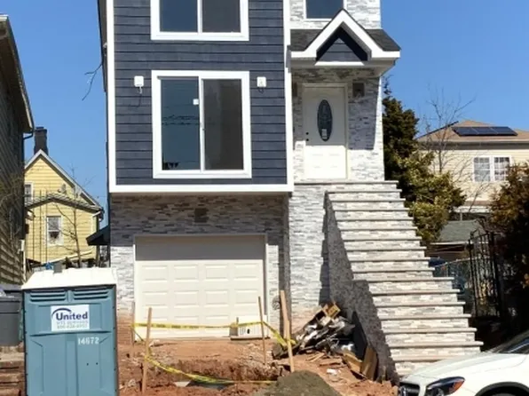 31 S 5Th St, Elizabeth City, NJ 07206
