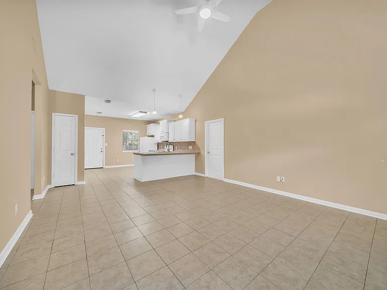 1213 Oxon Run — Photo 4