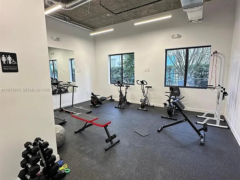 3422 NW 5th Ave #207 — Photo 3