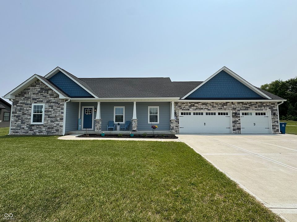 1st image of 214 Eagle Dr