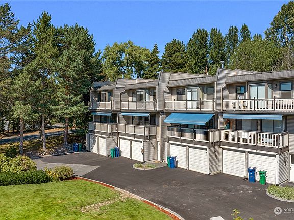 4th image of 6527 106th Avenue NE #11