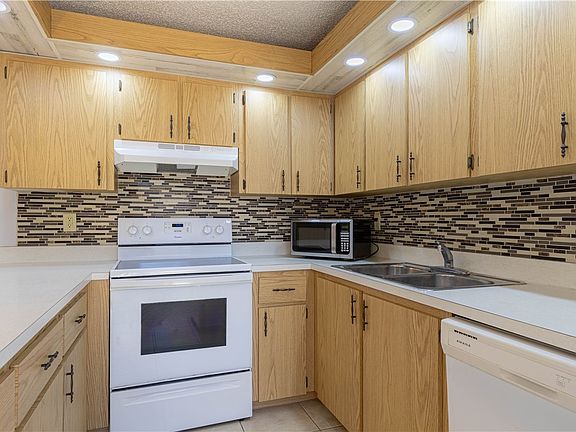 5th image of 1170 6th Ave APT 24B