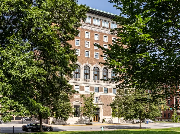 350 N Meridian St Unit 412, Indianapolis, IN 46204