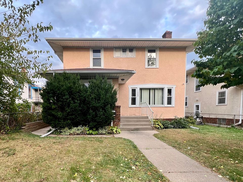 1st image of 1522 Russell Ave N