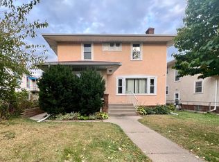 1522 Russell Ave N, Minneapolis, MN 55411