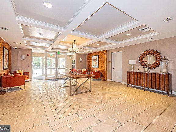 3rd image of 10530 Resort Rd Unit 108