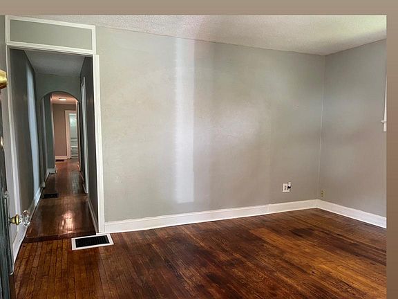2nd image of 3926 Byram Ave